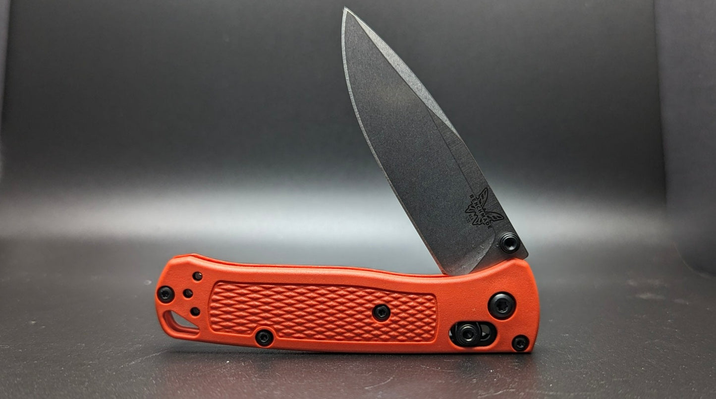 Mini Bugout Mesa Red Grivory 533-04 Half Open Front