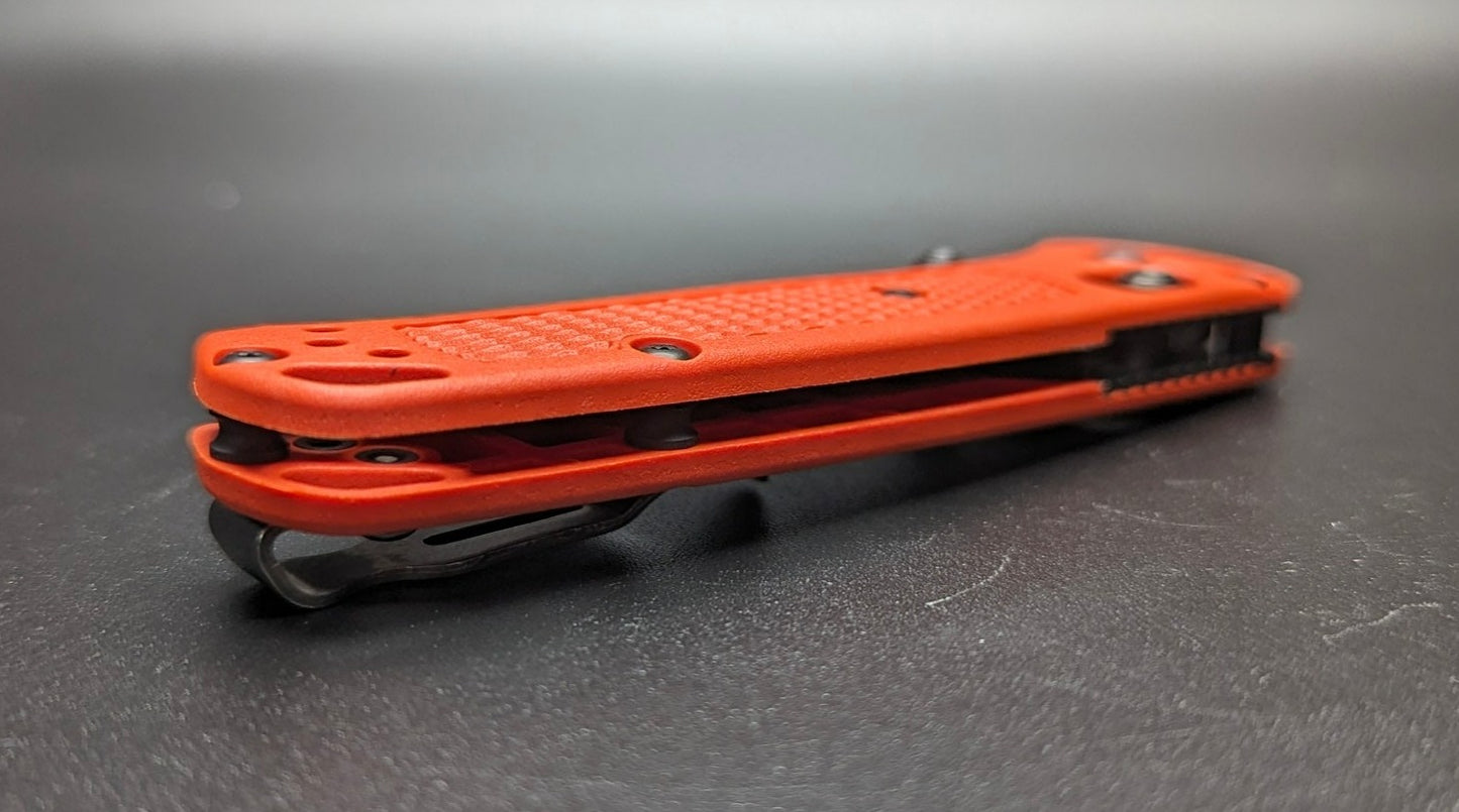 Mini Bugout Mesa Red Grivory 533-04 Spacers