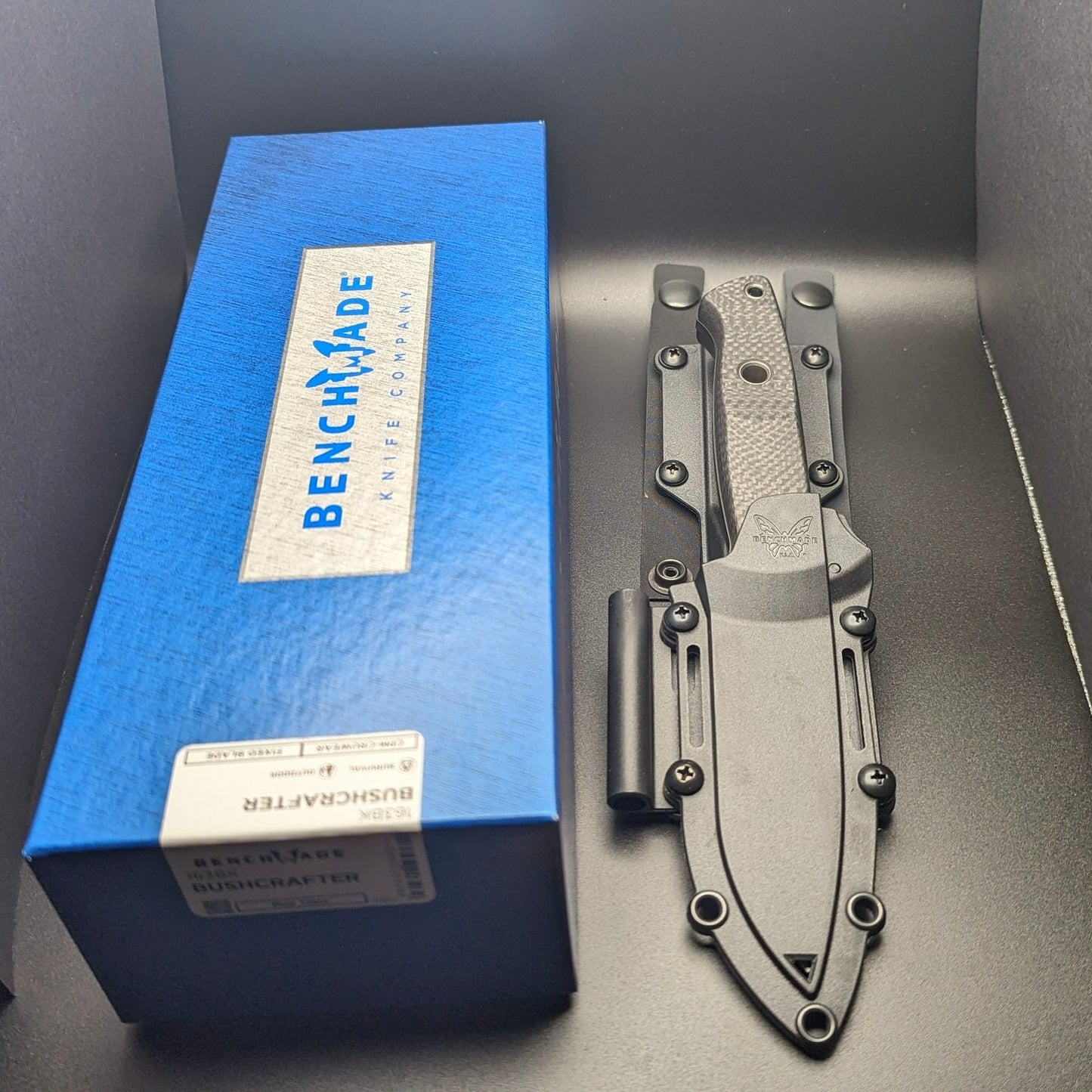 Benchmade Bushcrafter Carbon Fiber 163BK with box