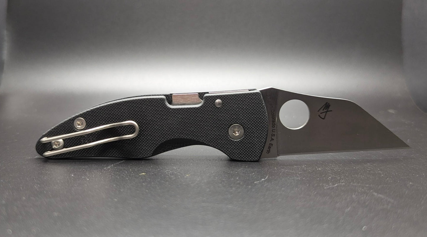 Spyderco Microjimbo Black G-10 Handle Satin Blade Back
