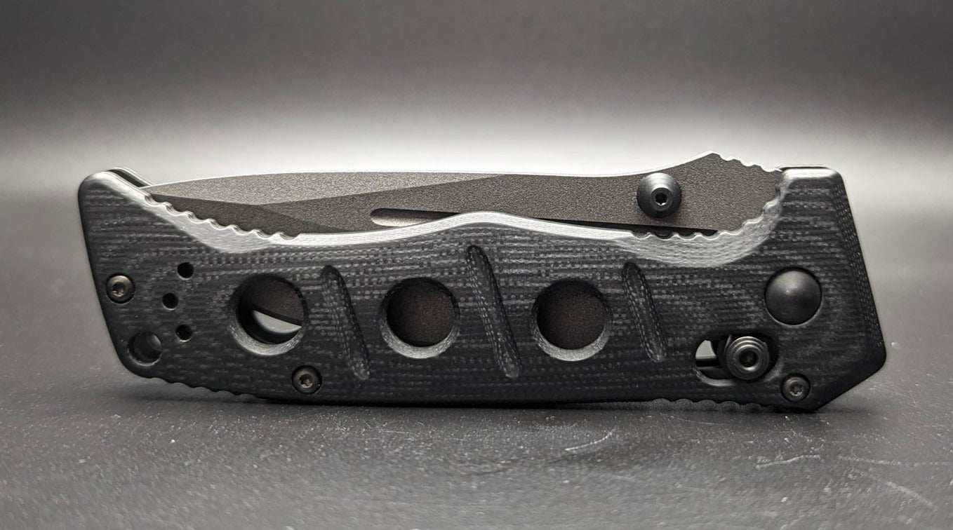 Mini Adamas Black G10 Closed Front 