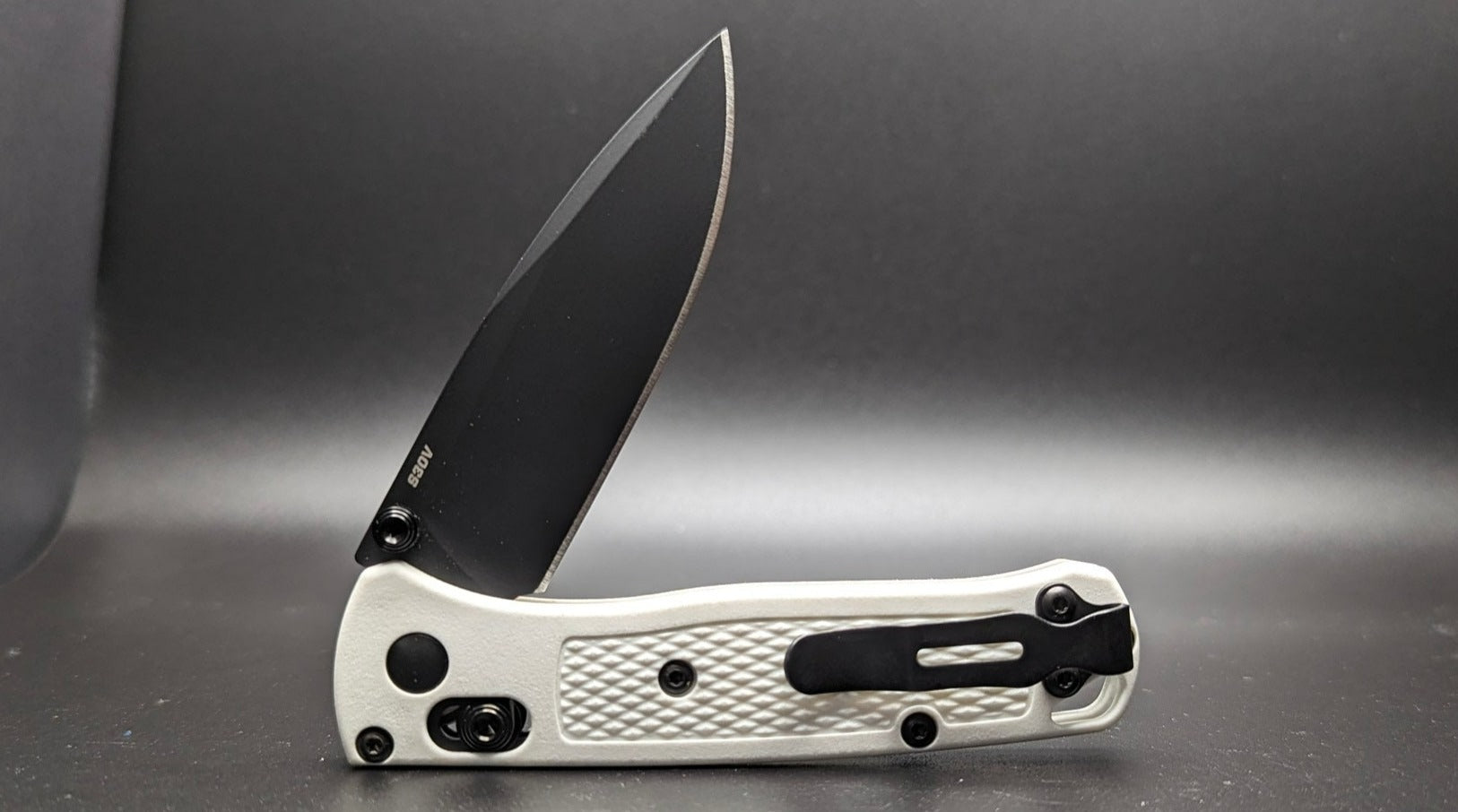 Mini Bugout 533BK-1 Half Open Back Side