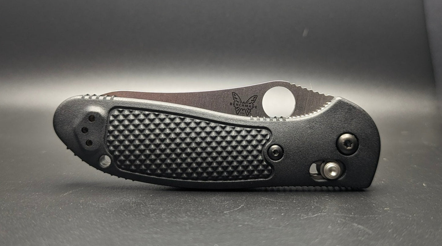 Griptilian Black Grivory 550-S30V Sheepsfoot Closed Front