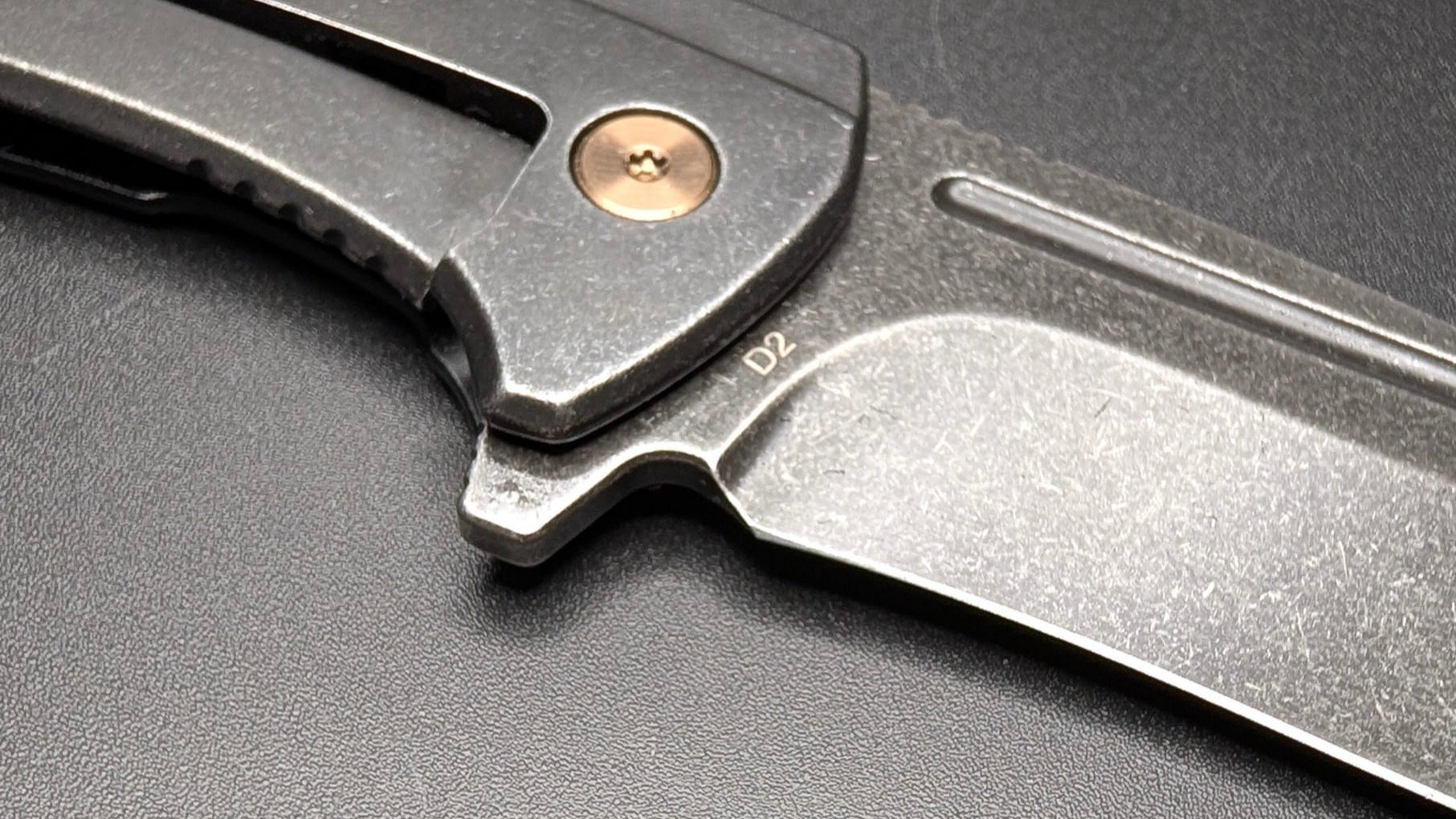 Buck 713 Ruckus Black aluminum handle and Black Blade