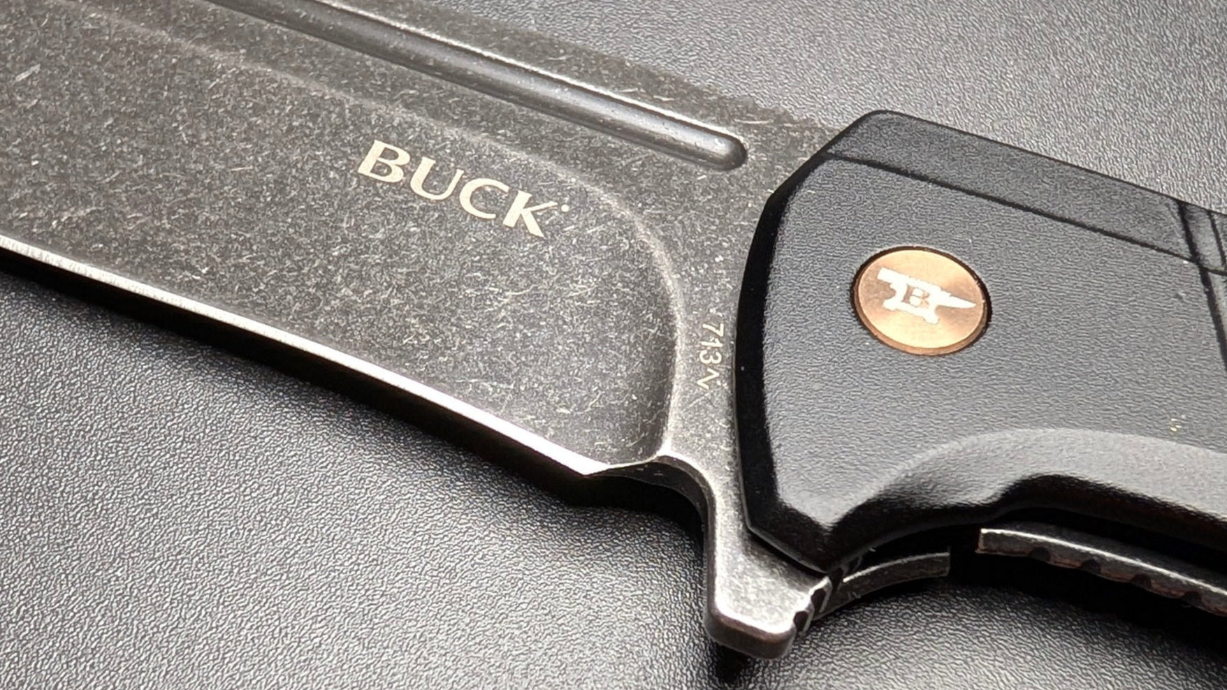 Buck 713 Ruckus Black aluminum handle and Black Blade